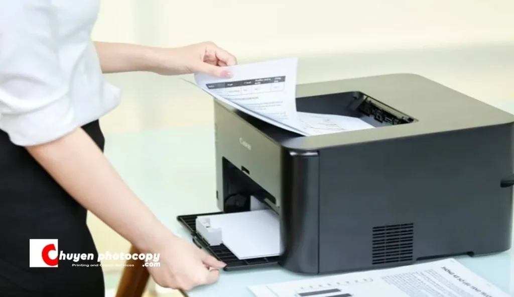 Đảo mặt giấy thủ công bằng tay